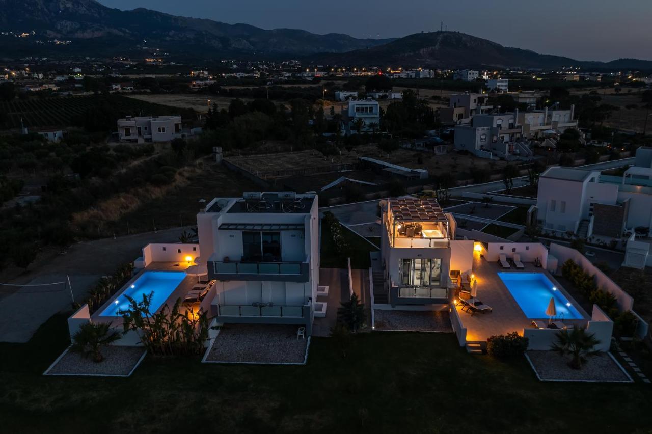 Asteria Pearl Villa 2 With Rooftop Jacuzzi Tigkaki  Exterior photo