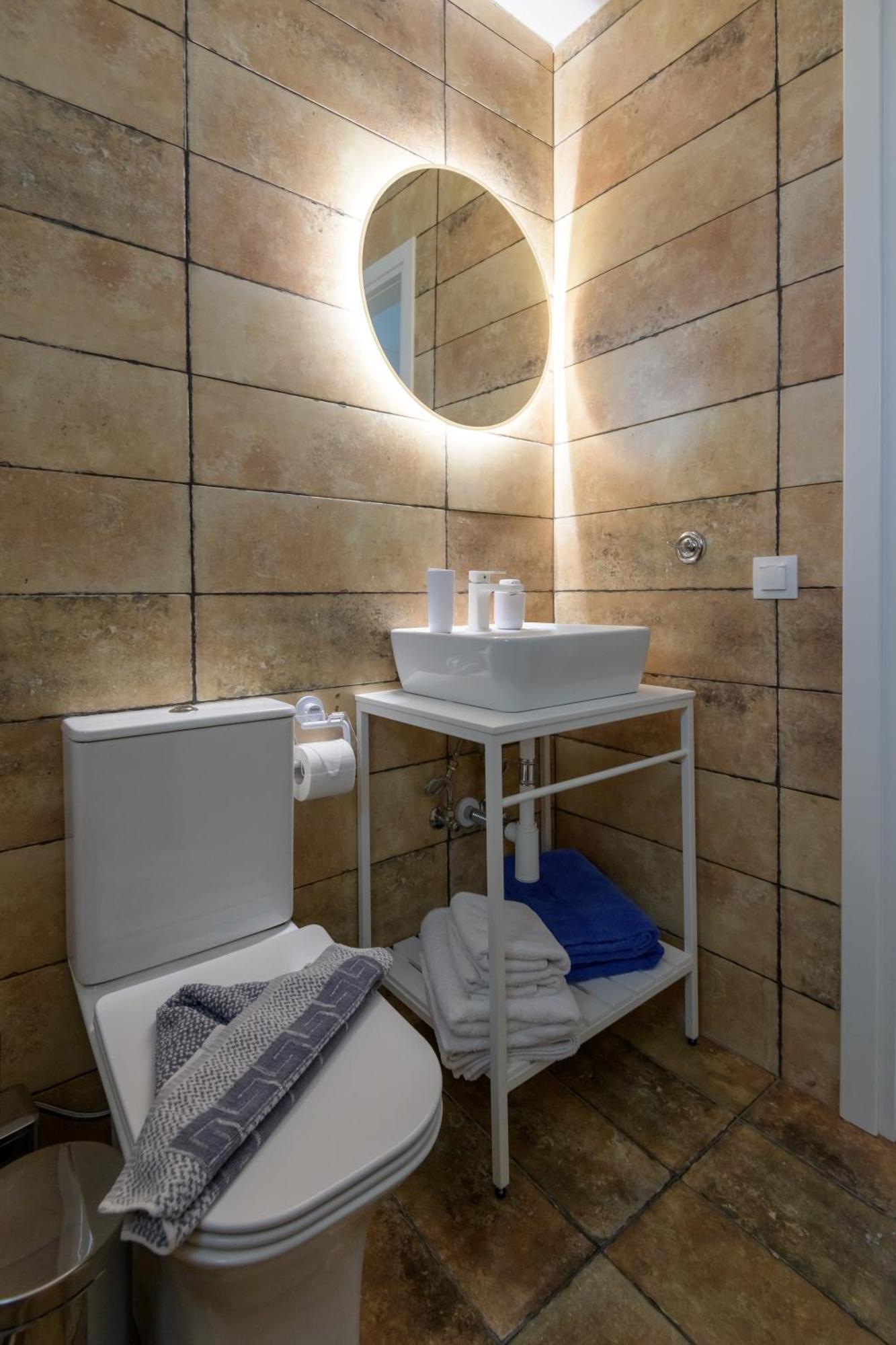 Asteria Pearl Villa 2 With Rooftop Jacuzzi Tigkaki  Exterior photo