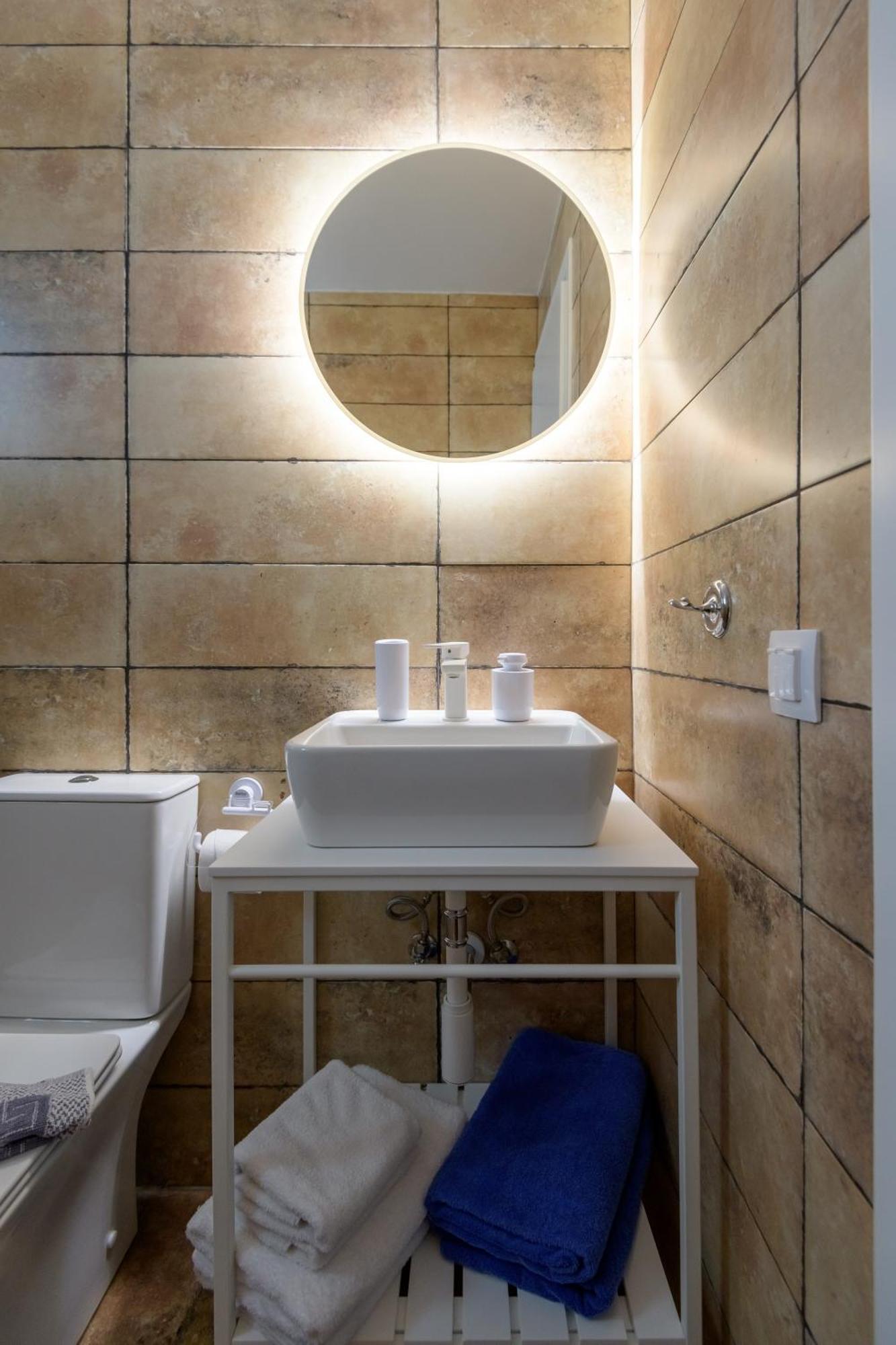 Asteria Pearl Villa 2 With Rooftop Jacuzzi Tigkaki  Exterior photo